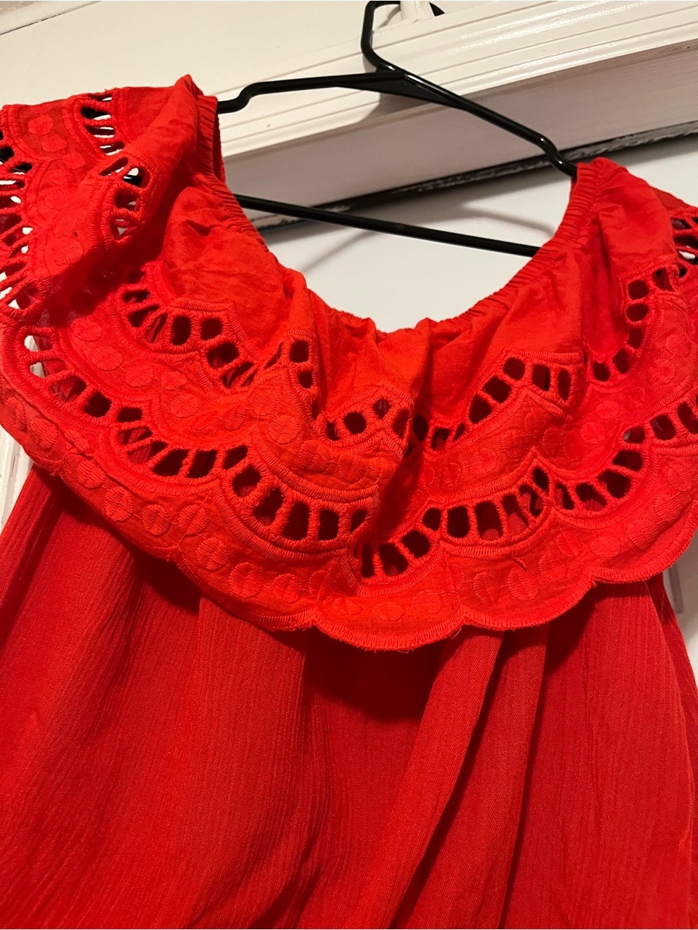Women’s Red Off-Shoulder Eyelet Ruffle Top - Picture 2 of 3